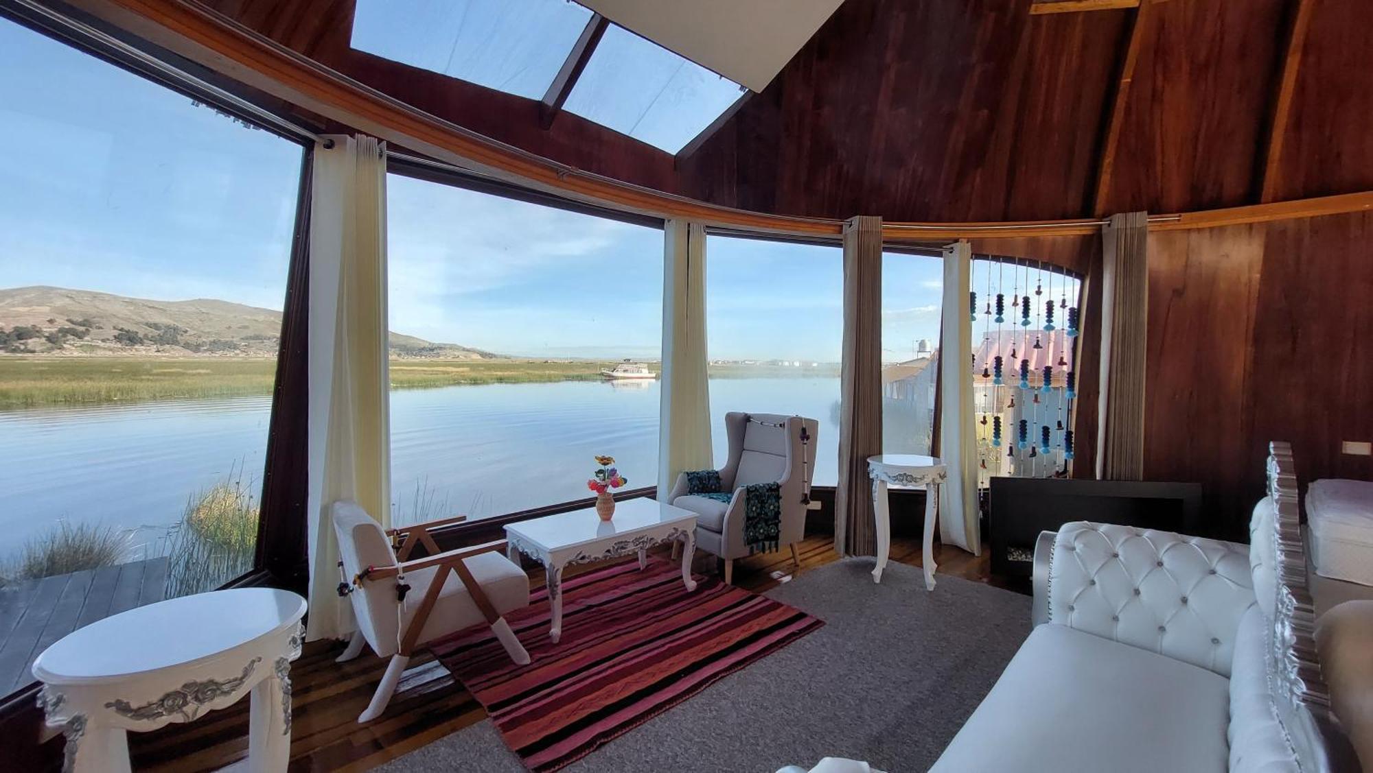Uros Lodge Peru Puno Esterno foto